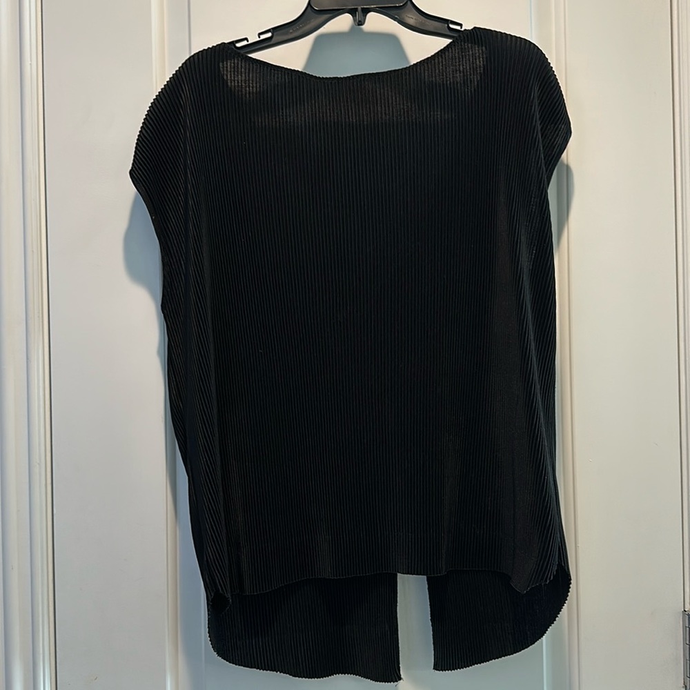 Zara V Neck Back Textured Blouse